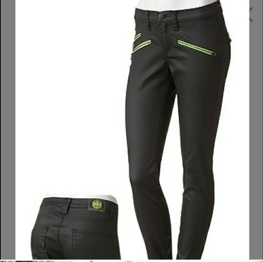 NWOT Rock&Republic Banshee Black Skinny Jeans W/0